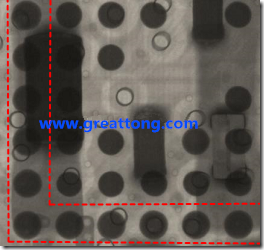 BGA錫球尺寸小于0.4mm，采用降低BGA內(nèi)圍襲球的錫膏量所得到X-Ray，稍微留意一下可以發(fā)現(xiàn)最外圈的錫量(圓的直徑)比其他內(nèi)圍的錫球上的錫量來得多一點點。也就是外圈的黑色圓形直徑比內(nèi)圈的圓形來得大一點點。