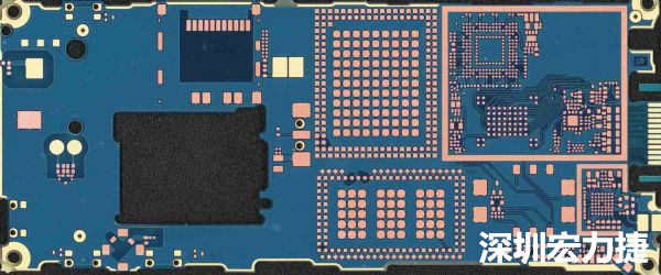 手機可用的PCB空間相當小，而1片式的設(shè)計是節(jié)省成本的作法，如何做到區(qū)隔不同子系統(tǒng)、降低雜訊干擾，是設(shè)計關(guān)鍵。