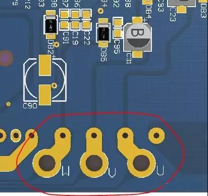 PCB設(shè)計(jì)不僅可以將PCB實(shí)現(xiàn)為即插即用的插件，而且可以增加焊料的厚度以達(dá)到過大電流的目的。